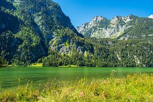 Uitzicht op de Königssee in het Berchtesgadener Land van Rico Ködder