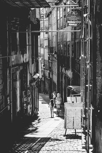 On the streets of Porto