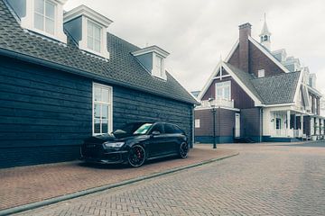 Audi RS4 ABT in een Havenachtig Gebied van Sebastiaan van 't Hoog