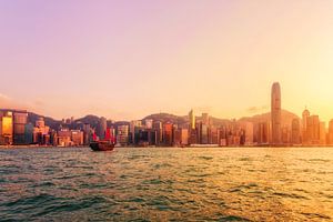 Red Boat in Hong Kong van Cho Tang