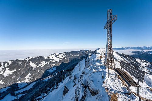 Winteruitzicht vanaf de Hochgrat naar de Allgäuer Hoge Alpen