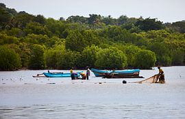 Fishermen in Sri Lanka by Dilani Butink