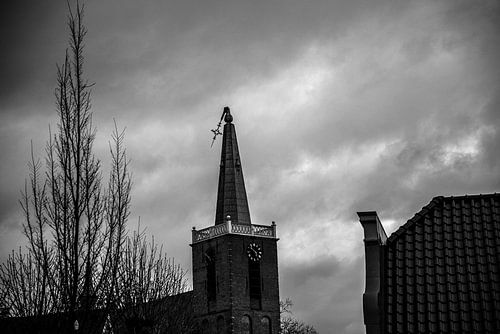 Strangely familiar 01