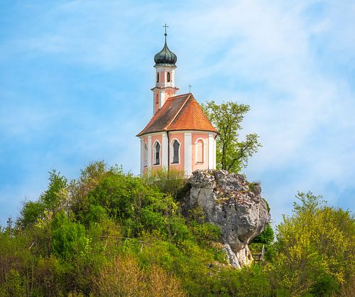 La chapelle de Wörnitzstein, située dans un cadre idyllique