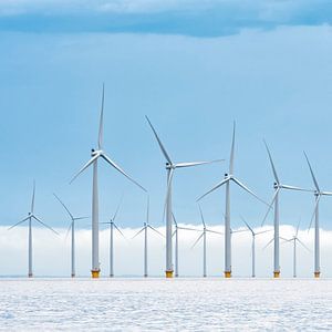Offshore-Windkraftanlagen in einem Windpark