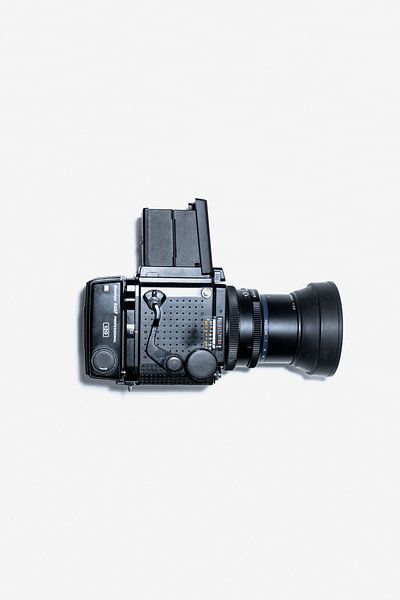 Retro camera by Studio Sumi