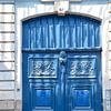 Nummer 11 - Blauwe deur in Rennes van Ingrid de Vos - Boom