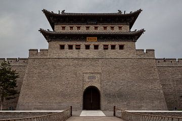 De stadsmuur van Datong in China van Roland Brack