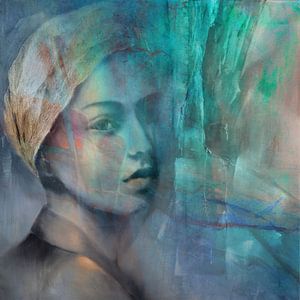 The girl with the golden scarf - structures in green
