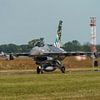 Belgische F-16A Fighting Falcon met D-Day livery. van Jaap van den Berg
