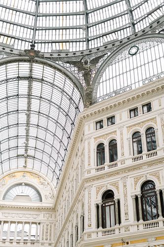 Italian architecture, decorative building