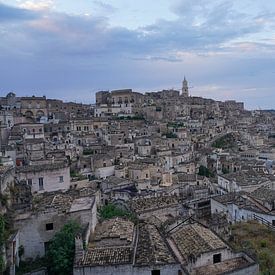 Matera - Oude stad bij zonsondergang van Christian Volk