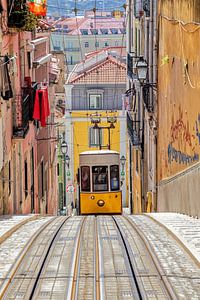 Tramway jaune à Lisbonne