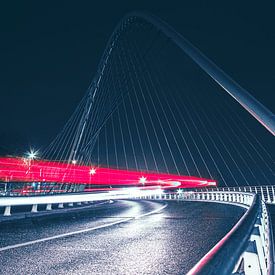 Lighttrails on bridge at night | City photography | Night photography by Daan Duvillier | Dsquared Photography