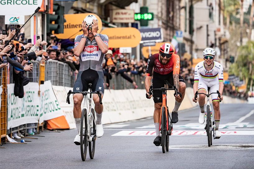 Mathieu van der Poel gönnt sich Mailand - Sanremo von Leon van Bon