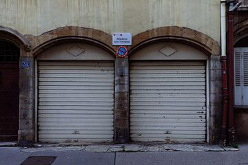 Türen in Lyon von Shirley Visser