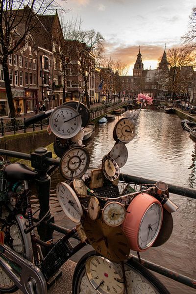 tijd machine fiets, Amsterdam van Aldo Sanso
