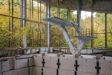 Het zwembad van Pripyat. von Tim Vlielander