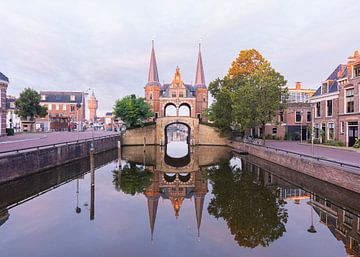 Le port de Sneek au lever du soleil