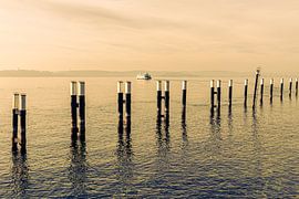 Ferry sur le lac de Constance entre Meersburg et Constance au coucher du soleil sur Dieter Walther