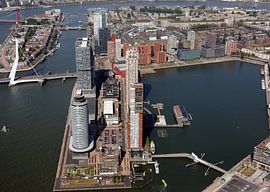 Luftbildaufnahme Rotterdam Kop van Zuid Wilhelminakade von Roel Dijkstra
