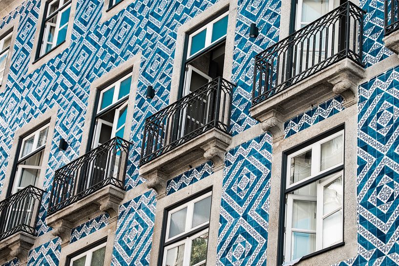 Porto Azulejos - Portuguese tiles in a fascinating pattern by NZME Photography