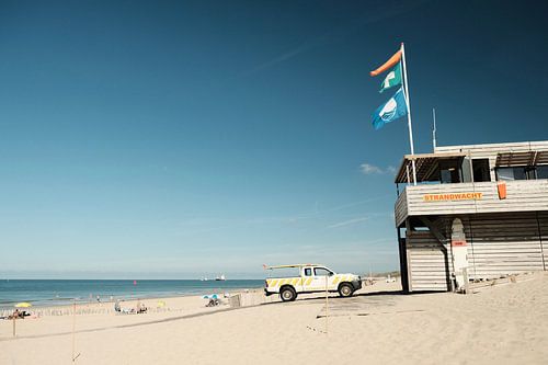 Rettungsschwimmer am Strand von Dishoek