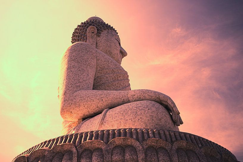 Le grand Bouddha, le plus grand de Thaïlande par Luuk van den Ende