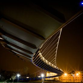 Kortrijk Fahrradbrücke bei Nacht von Jonas Demeulemeester