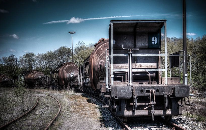 Liquid Metal Train by David Smets