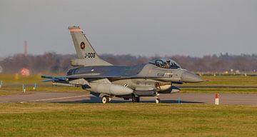 Koninklijke Luchtmacht F-16 Fighting Falcon (J-008). van Jaap van den Berg