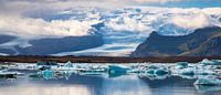 Jokulsarlon  van Menno Schaefer thumbnail