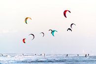 Kitesurfers van Jeanette van Starkenburg thumbnail
