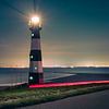 Leuchtturm Breskens mit Lichtspuren bei Nacht von Daan Duvillier | Dsquared Photography