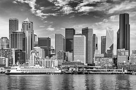 Downtown Seattle | Monochrome by Melanie Viola