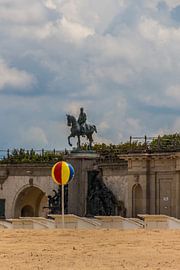 Equestrian statue Leopold II by didier de borle