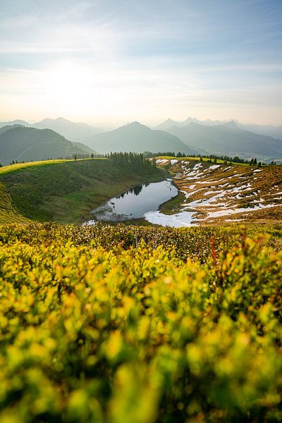 View over the Wertacher Hörnle lake by Leo Schindzielorz