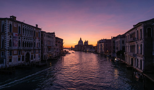 Lever du soleil à Venise.