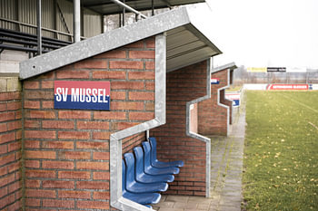 Einbäume beim SV Mussel | Über den Ball