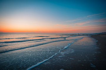 Sonnenuntergang am Strand von Dishoek von Andy Troy
