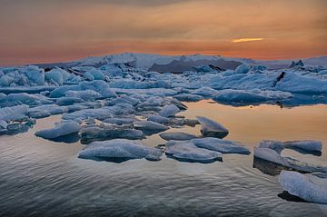 Jökulsárlón by Eric Hokke