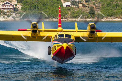 Kroatische Luchtmacht CL-415 Superscooper