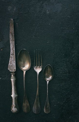 Vintage bestek. Stilleven met antiek keukenbestek.