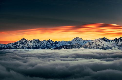 Au-dessus des nuages