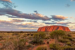 Sonnenaufgang Uluru (Ayers Rock), Australien von Troy Wegman