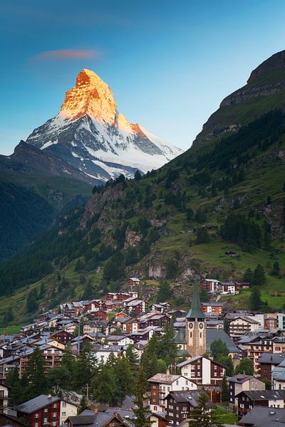 Matterhorn above Zermatt by Menno Boermans