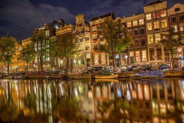 amsterdam by night van Menno Janzen