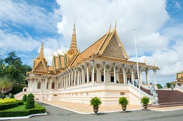 Preah Tineang Tevea Vinnichay Mohai Moha Prasat van Richard Wareham
