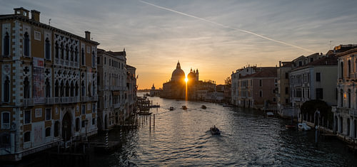 Lever du soleil à Venise.