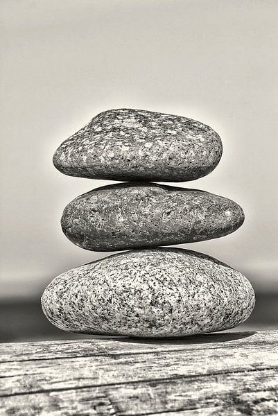 Trois pierres par Kirsten Warner